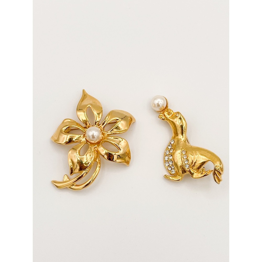Vtg Gold Tone Brooch Set - Floral Pin & Rhinestone Circus Seal Brooch Grannycore